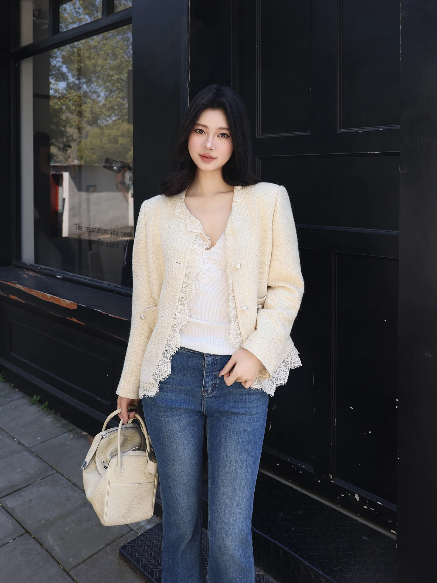 

Женское короткое пальто Lao Yang's Personal Style ME Star Ray Thousand Gold 2026 из новой коллекции из мериносовой шерсти с кружевом, в стиле «Аромат», весна