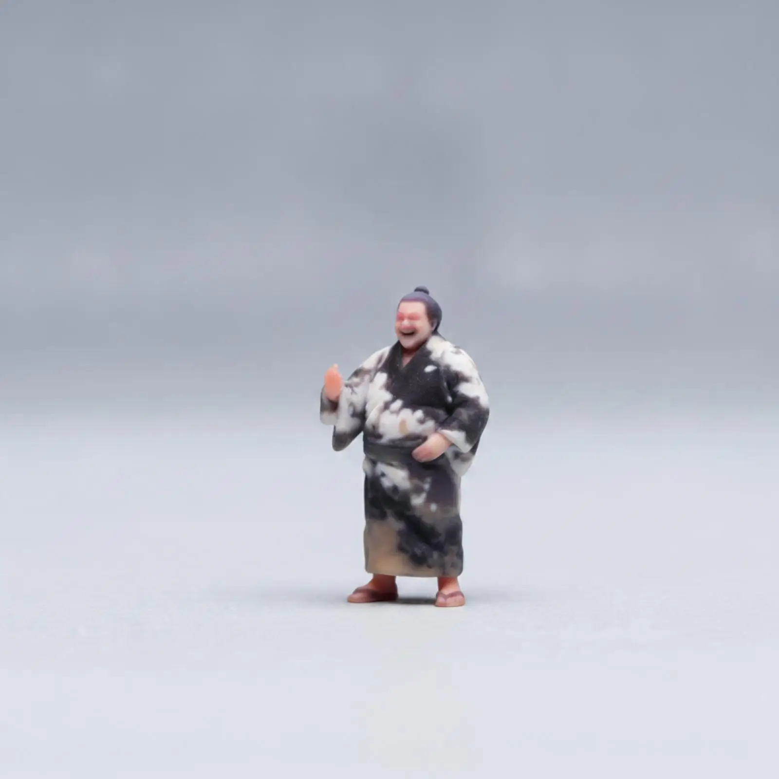 Mini Sumo Wrestler Statue 1/64 Japanese Grappler Figurine Resin Craft Traditional Topknot Diorama Decor for Collector Display