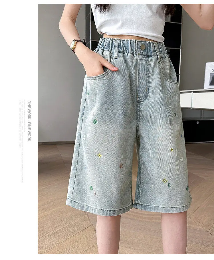 

Children Short Jeans 2026 New Summer Teen Girls Fashion Star Embroidery Wide Leg Denim Shorts Kid Casual Loose Knee Length Pants