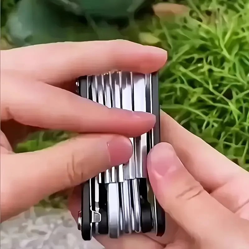 

1pcs 16-In-1 Stainless Steel Portable Folding Multifunctional Tool with Hex Keys, Universal Screwdriver Kit & Combination Wrench - Compact Multipurpose Pocket Tool - Ideal Gift for Off-Road Motorcycles Maintenance