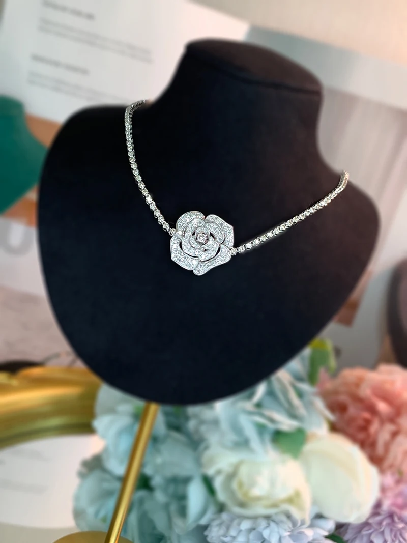 KUGG 100% 18K White Gold Necklace Luxury 3.50carat Real Natural Diamond Necklace Elegant Flower Shape High Jewelry for Women