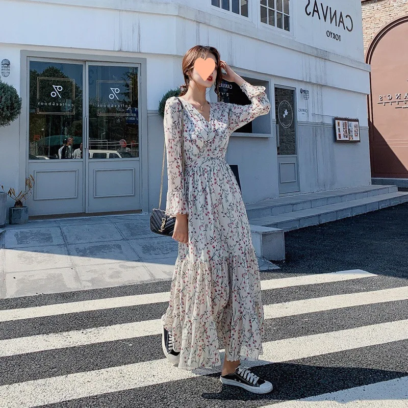 Long Sleeve Waist-hugging Slim Skirt Bottoming High Waist Floral V-neck Over Knee Spring, Autumn Winter New Dress