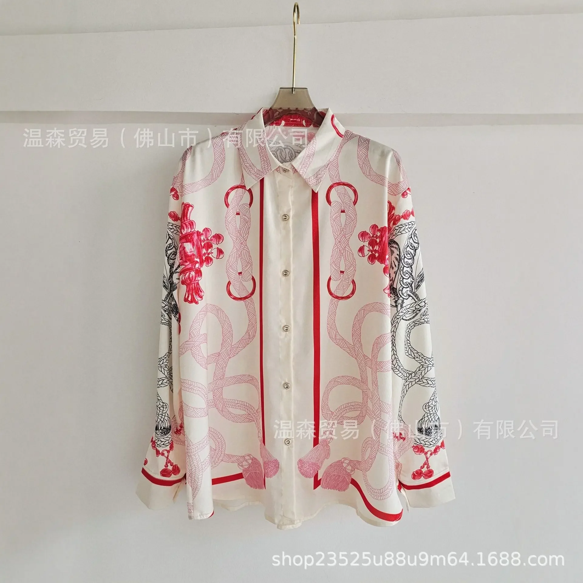 Baroque French Designer Printed Two Piece Set Women Silk Satin Simulation Holiday Style Long Sleeve Shirt Wide Leg Casual Suit view 2