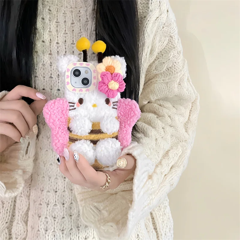 New Kawaii Bee Hello Kitty Plush Phone Case for Iphone15Promax 14 13 12 11 Sanrio Kt Cat Winter Warm Girls Phone Protective Case