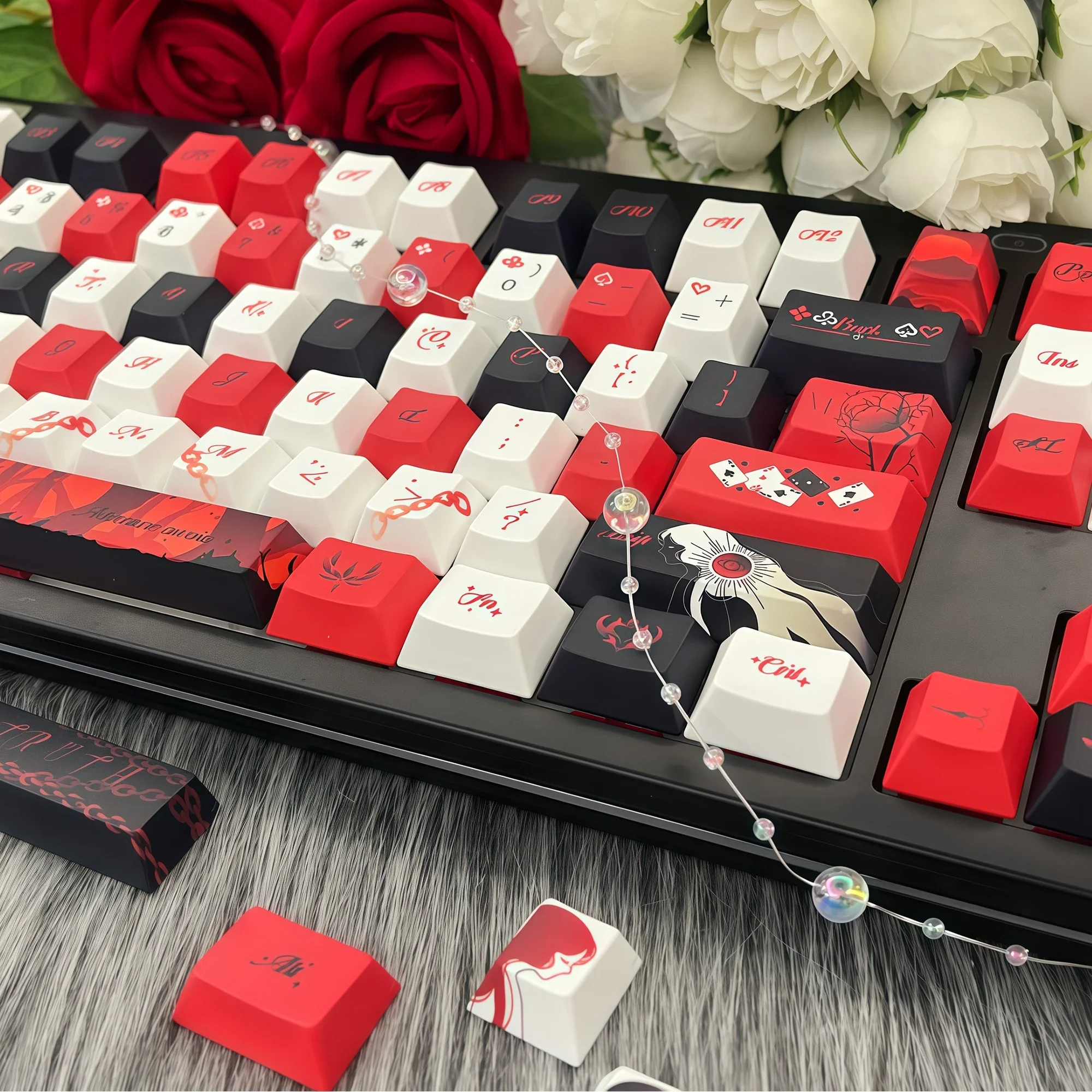 

Keycap mechanical keyboard cap original design keycap red hand-drawn cartoon cute keycap five sides
