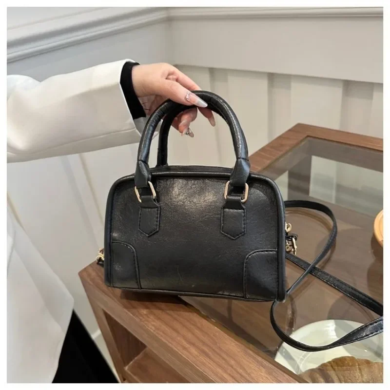 Vintage Pillow Female Autumn and Winter New Style New Wave Handbag Small Square Bag All-match Crossbody Bag