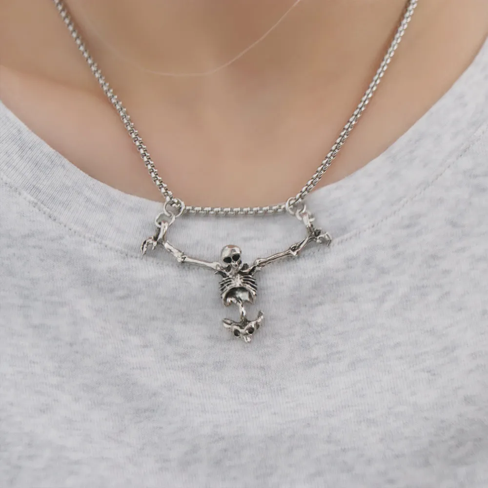 Fashion Gothic Men Necklace Alloy Hip Hop Skull Head Pendent Exaggerated Punk Style Clavicle Chain Women