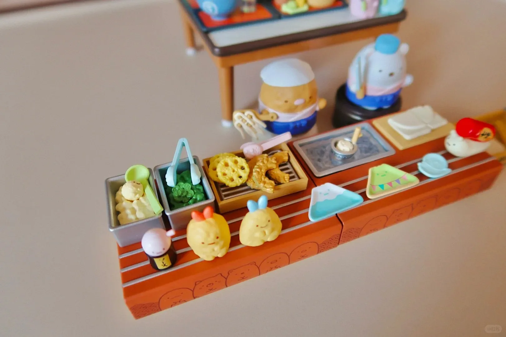 リーメントオリジナル 8 個すみっコぐらしうどんブラインドボックスアニメアクションフィギュアおもちゃ子供のためのギフトグッズモデル装飾品おもちゃ