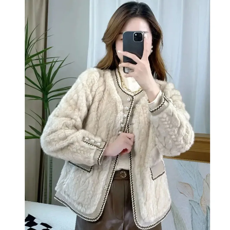 Ladies Fashion Round Neck Fur Tops Jacket Autumn Winter Women High End Short Faux Fur Coat Korean Female Patchwork Plush Outwear