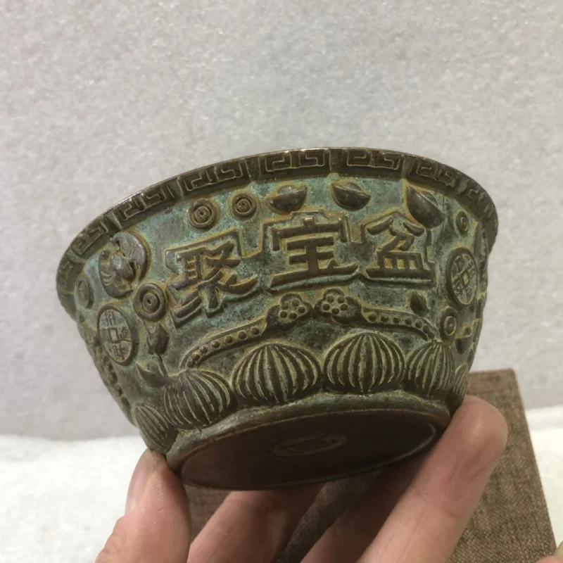 items, antique collectibles, ingot pots, home and office bronze ornaments