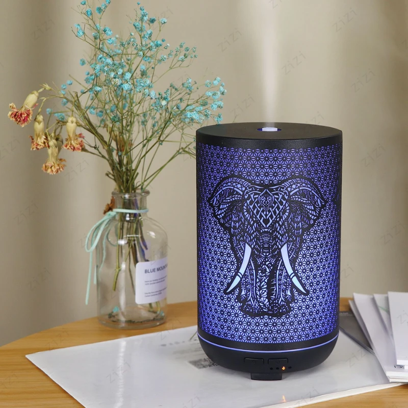 

Hardware and Iron Art Creative Elephant Aromatherapy Machine Colorful Lighting Essential Oil Humidification Aromatherapy Machine