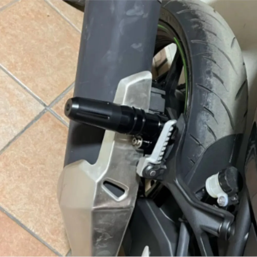 Motorcycle Aluminum Crash Pads Exhaust Sliders Crash Protector Accessories For YAMAHA YZF-R15 V3 YZF R15 V3 2017-2021 2020 2019