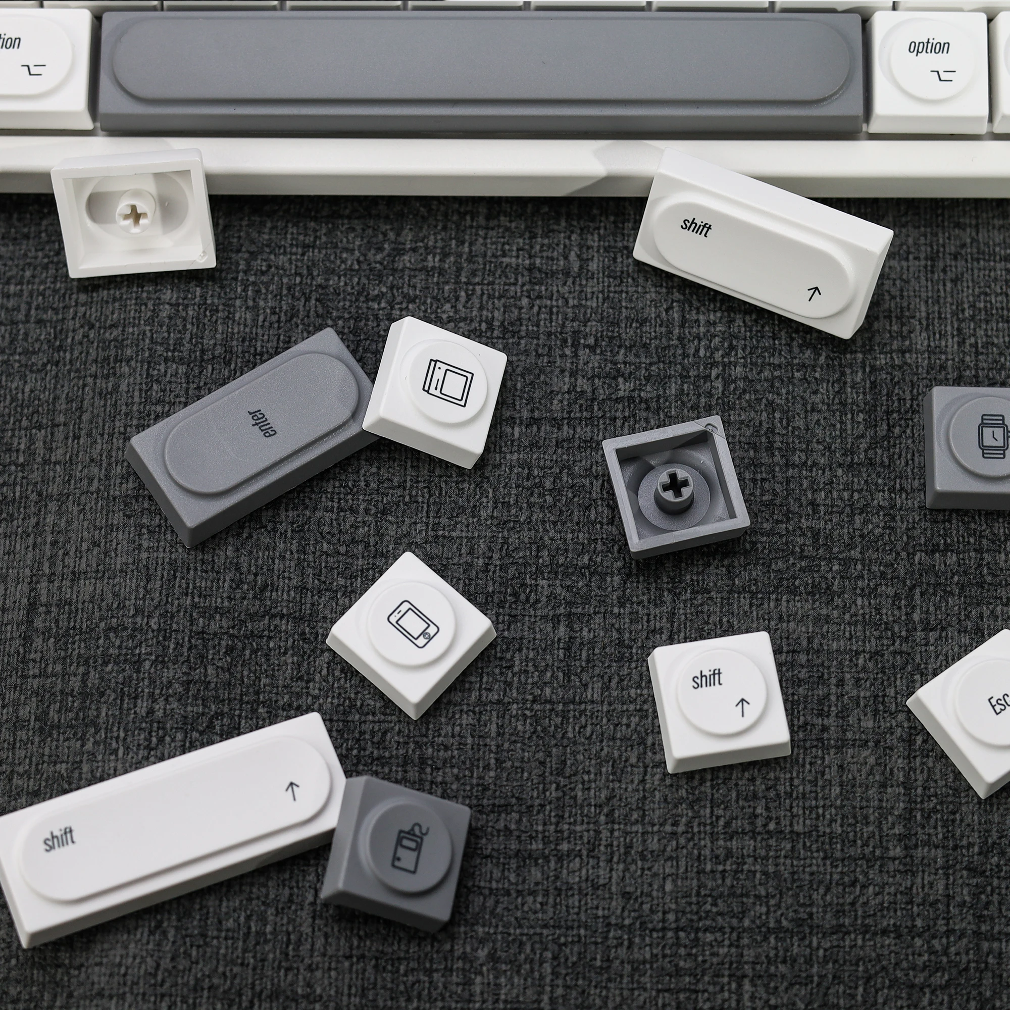 KBDiy Doys Keycaps Retro MAC Style 1353 Keycap PBT Simple For 60 DIY Gaming Low Profile Mechanical Keyboard Cherry MX Switches view 2
