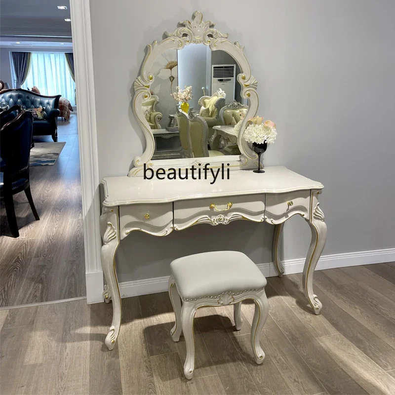 

A26 Европейский туалетный столик Макияжный столик для спальни с зеркалом и табуретом для макияжа Французский резной цветок из цельного дерева Американский орех