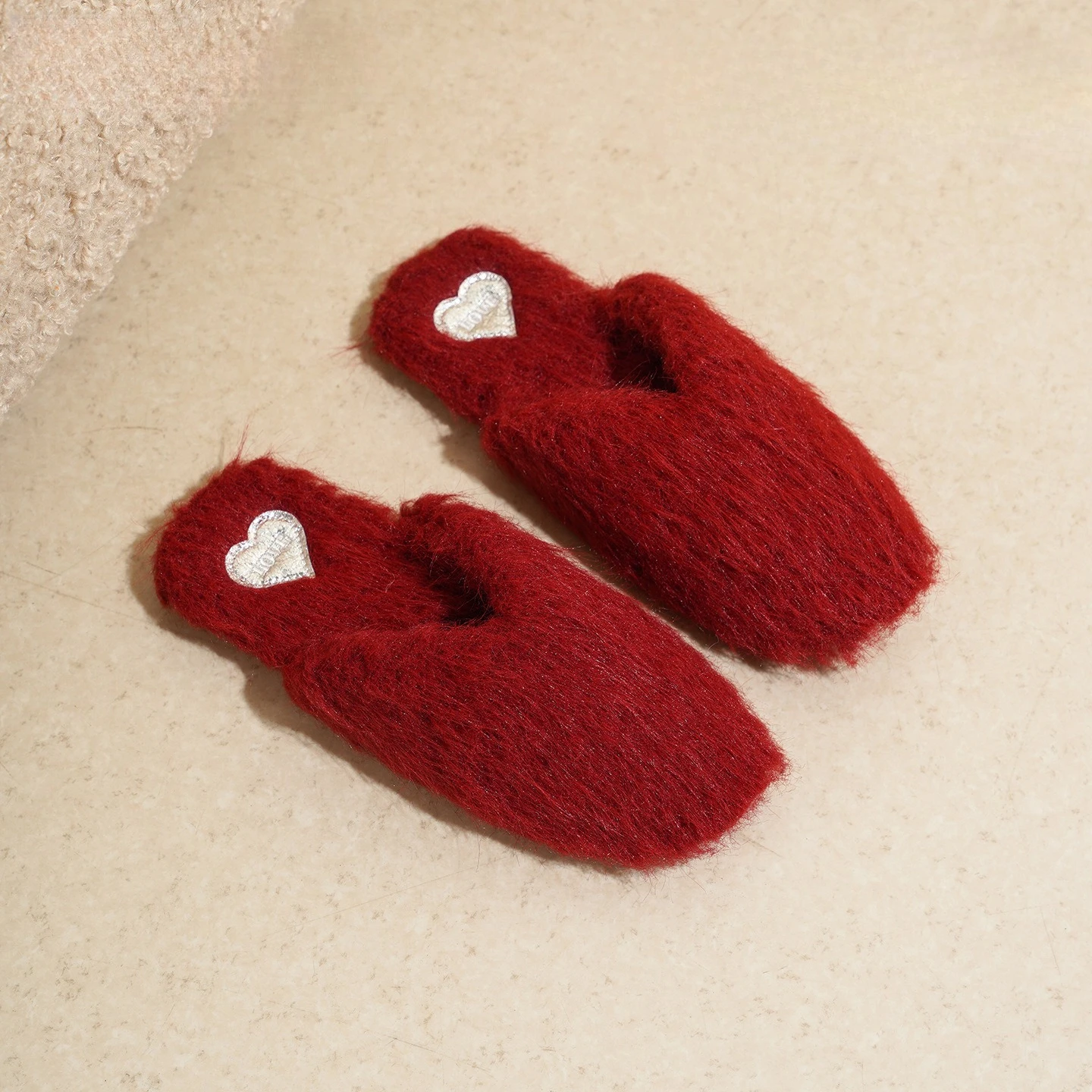 New Style Non-Slip Warm Breathable Furry Cotton Slippers for Women in Autumn and Winter Ideal for Indoor Home Use