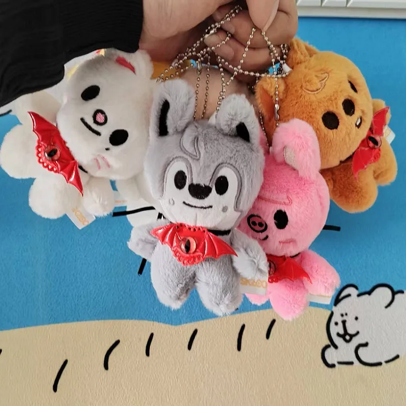 جديد SKZ الكورية موجة StrayKids أفخم دمية المفاتيح فانغ كان لي Longfu نفس الكرتون الطرفية أفخم دمية لعبة قلادة مروحة هدية