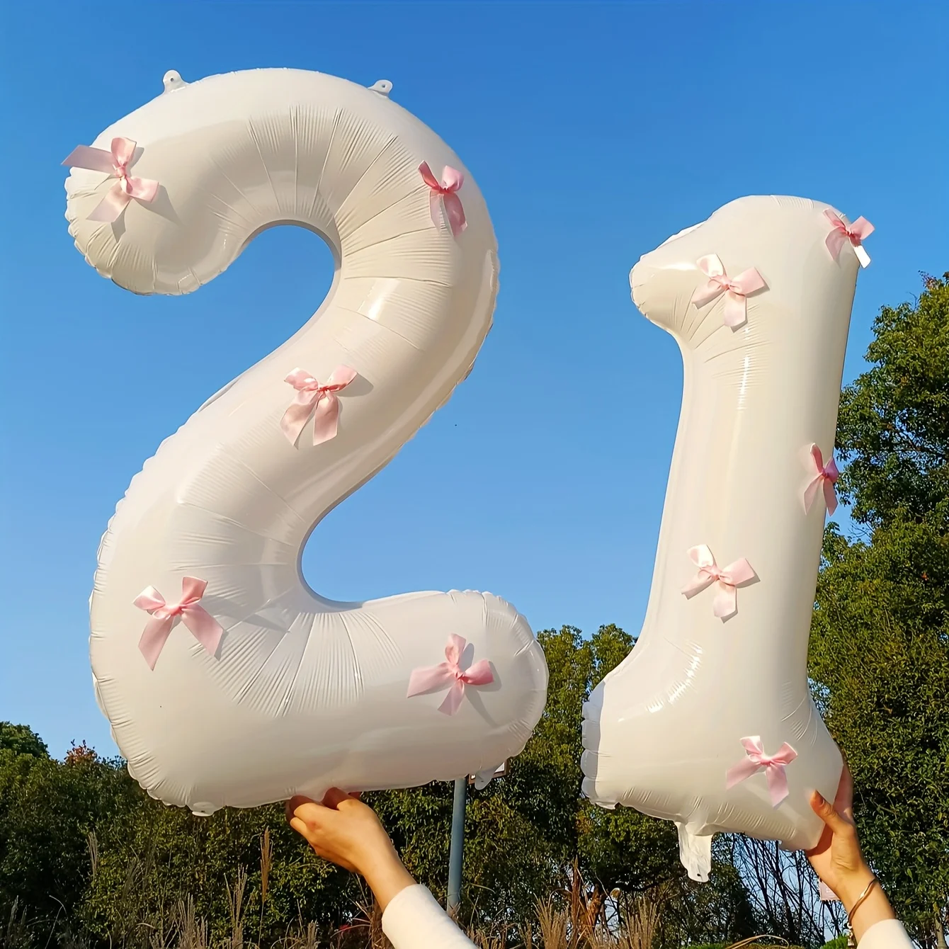2 ballons de 40 pouces avec décorations de nœuds roses en blanc, adaptés aux fêtes d'anniversaire, aux anniversaires, aux mariages, aux propositions de mariage, aux décorations du Nouvel An, des chiffres en feuille de papier d'aluminium avec nœuds roses pour les âges de 0 à 9 ans