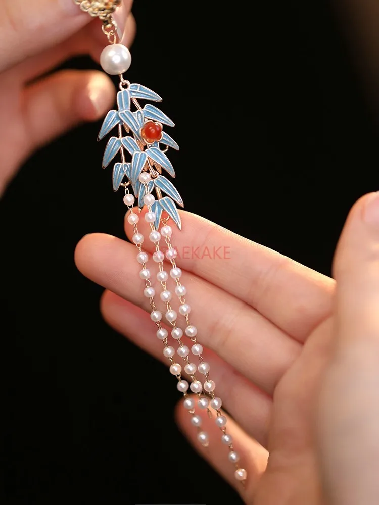 cheongsam Hanging decorations with Chinese style bamboo leaf enamel dripping oil, ancient style tassel pendant accessories
