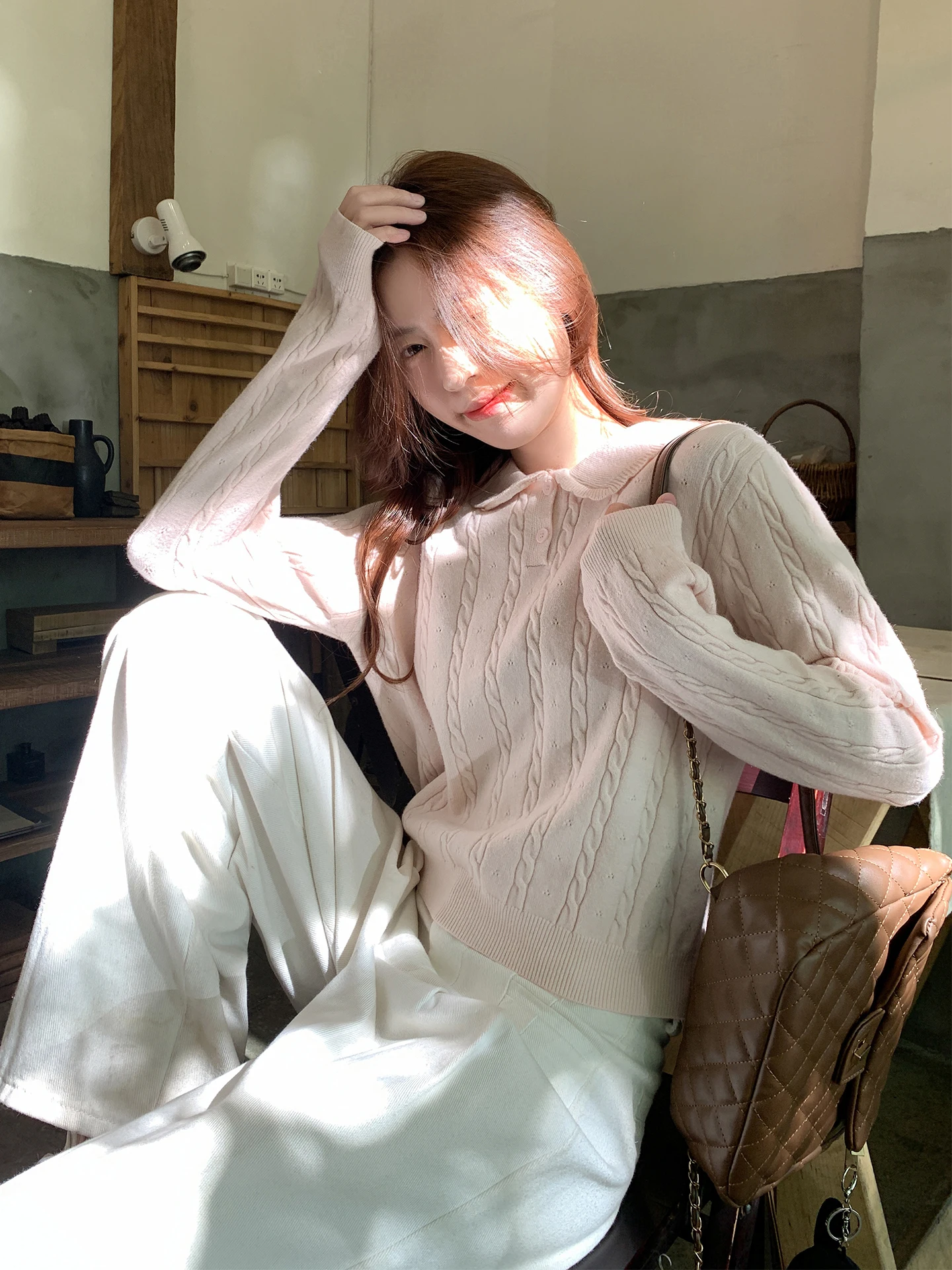 

Chic Hollow out Long Sve Knitted Sweater Women's Winter New Sle Twist Korean Sle Doll Collar Sweater Soft Medium Thi...