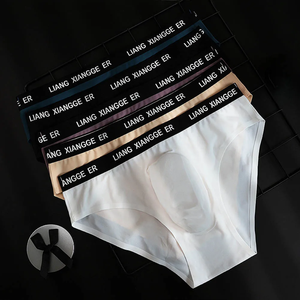 Men's Sexy Thin Seamless Panties Ice Silk Briefs Sissy 3D Bulge Pouch Lingeries Sexy Hot Breathable Sexy Underwear Men's Clothes