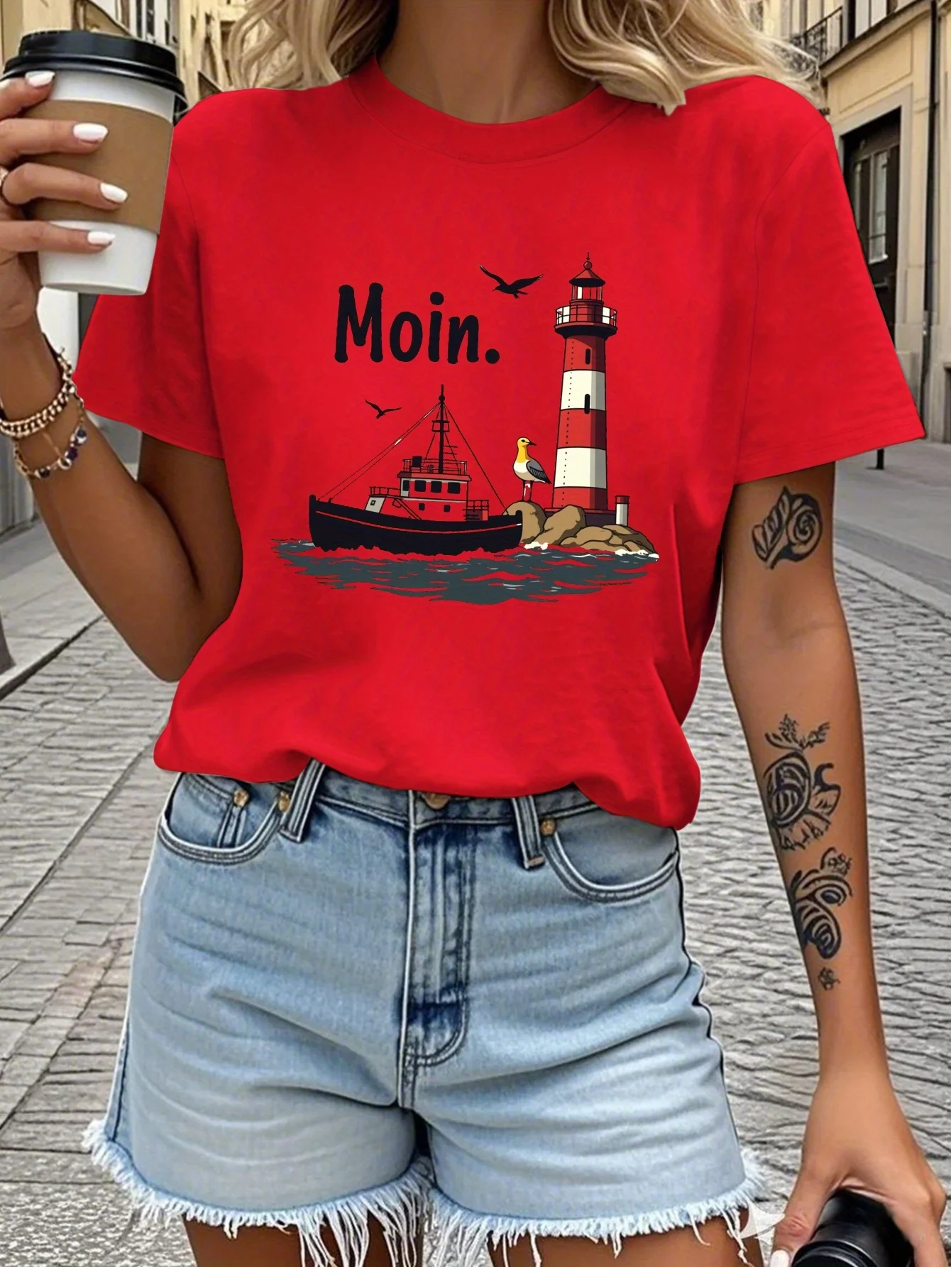 جرافيك منارة Moin Maritime للسيدات مع تصميم مخطط باللون الأحمر والأبيض، ملابس جمالية غير رسمية بأكمام قصيرة من Harajuku البحري