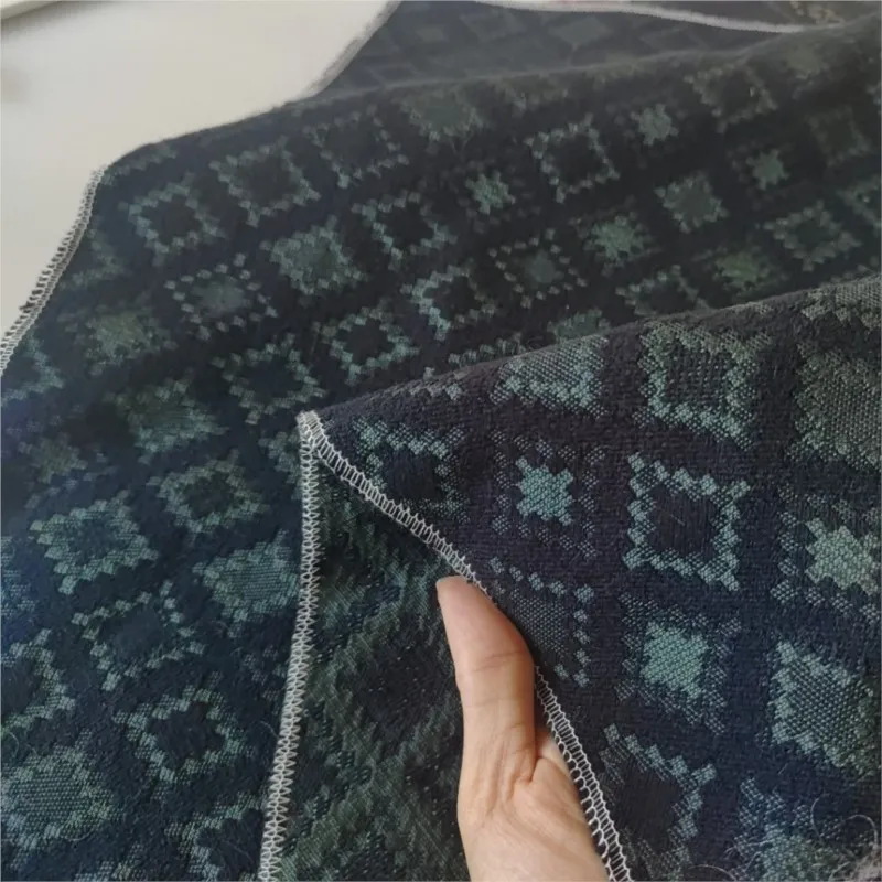 Wool-like imitation wool geometric checkered jacquard fabric woven clothing