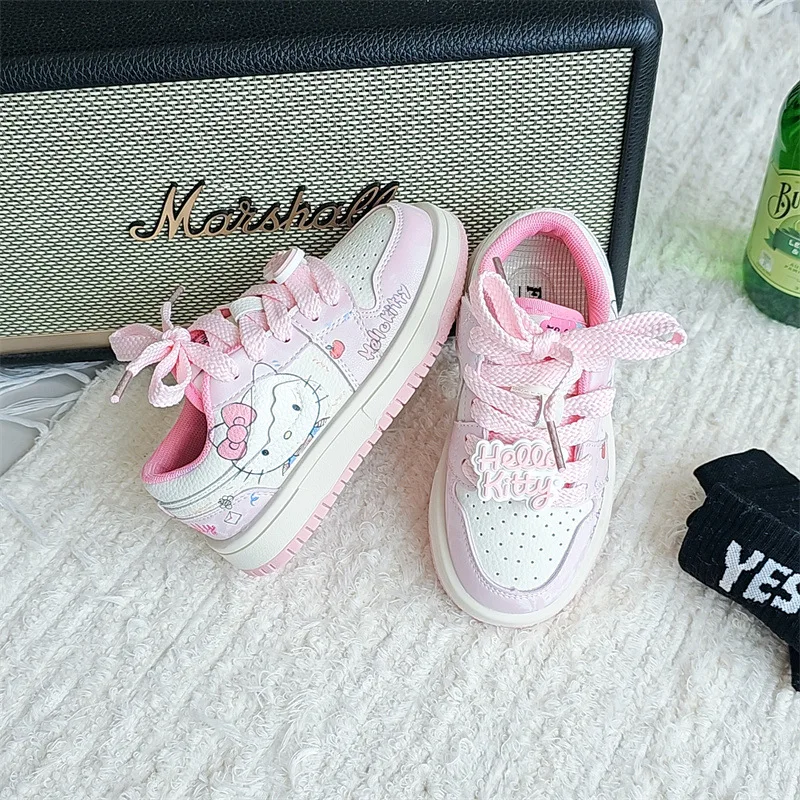 

Горячая девушка Hello Kitty Kawaii, модные белые кроссовки, студенческие весенне-осенние сезоны, детская повседневная обувь с героями мультфильмов аниме, новый стиль