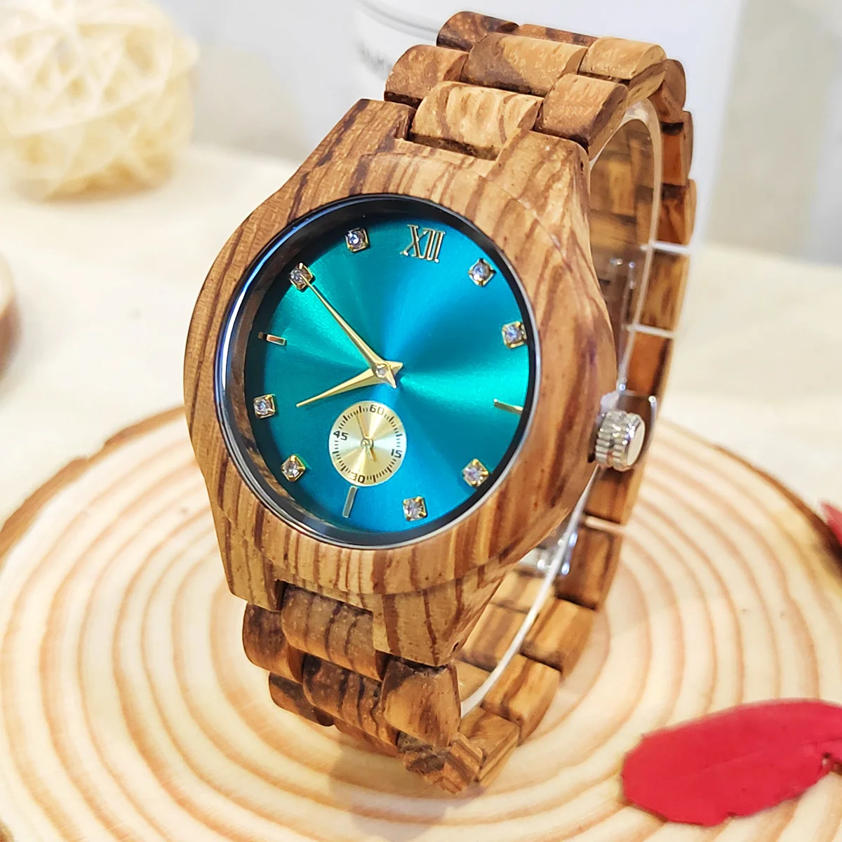 Women\'s Wood Wrist Watch Fashion Simulated Diamond Dial Wife Girlfriend Stylish simplicity Quartz Wooden Watches for Ladies