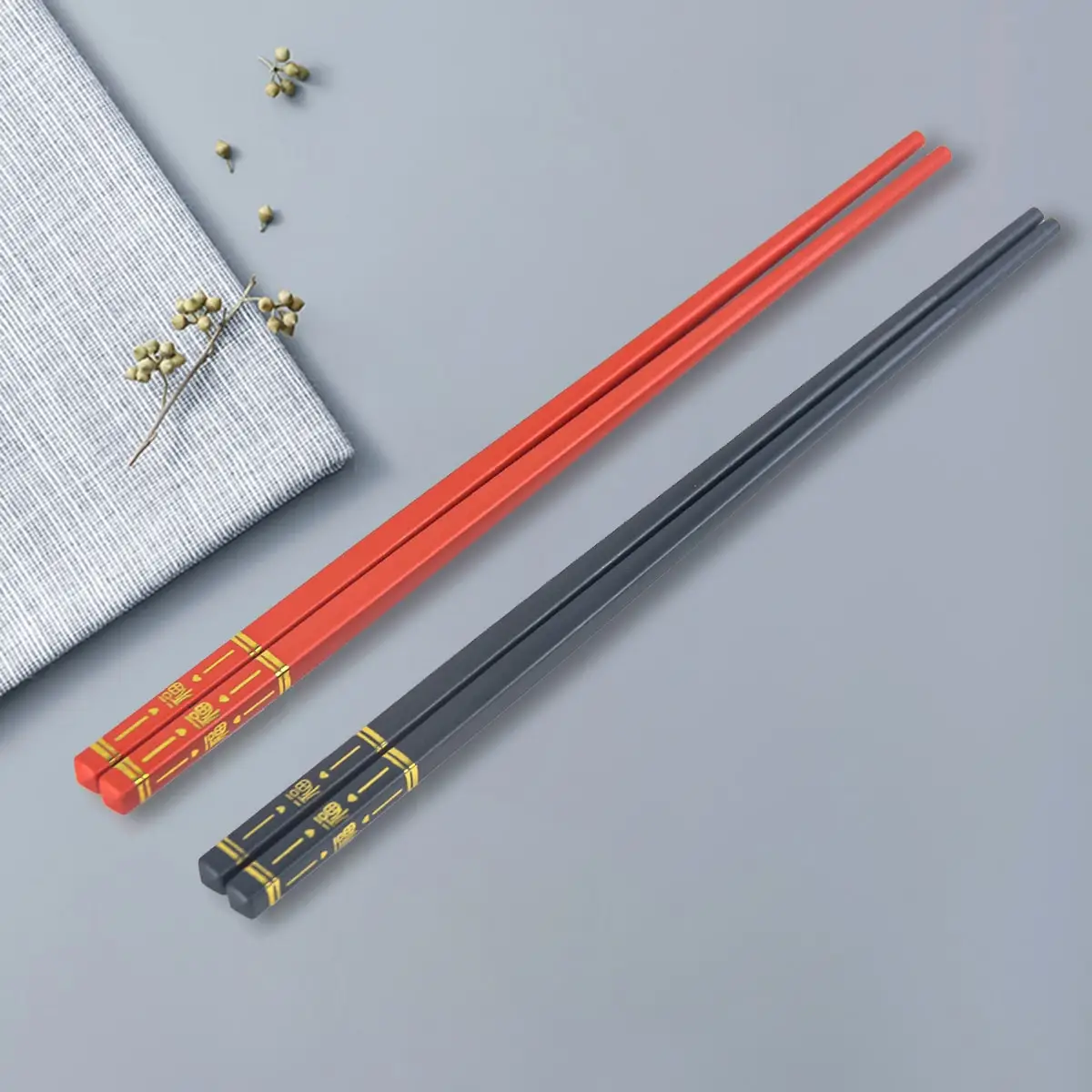 2 Pairs of Fiberglass Chopsticks Can Be Reused. Chinese Chopsticks Can Be Used in Dishwashers and Non Slip Household Chopsticks