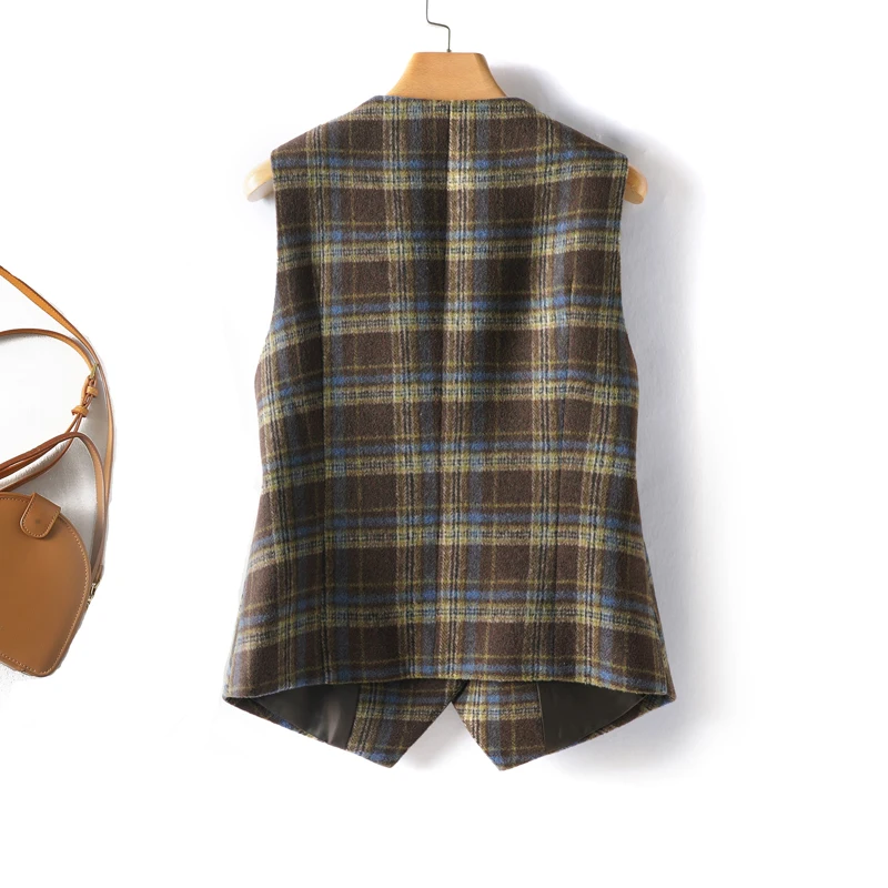 Autumn and Winter Women's Imitation Wool Vest Single-Breasted Warm Inner Layer Fashionable Slim Fit Plaid Short V-Neck Top Outerwear