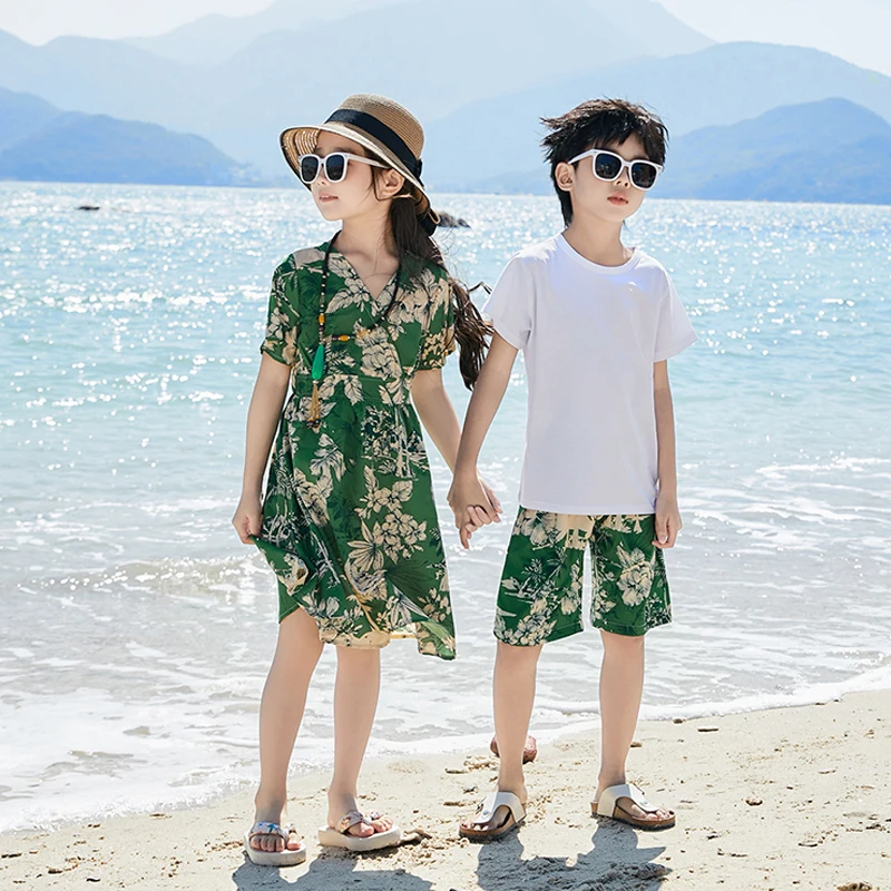 Summer Beach Family Matching Outfits Mum Daughter Dresses Holiday Seaside Dad Son Floral Shirts/T-shirt+Shorts Couple Clothes