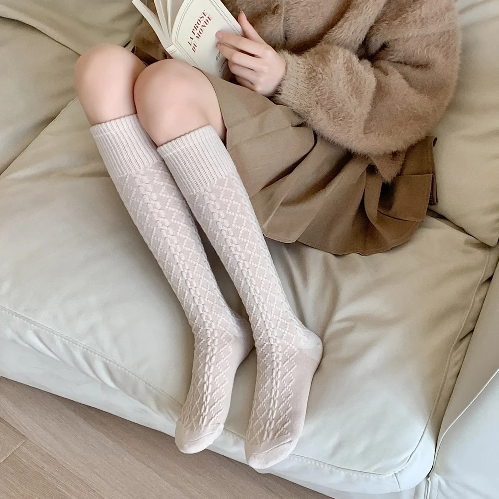 

Retro Women Stockings High Quality Japanese Style New Solid Color Knee High Socks For Women Korean Style Warm Casual Long Socks