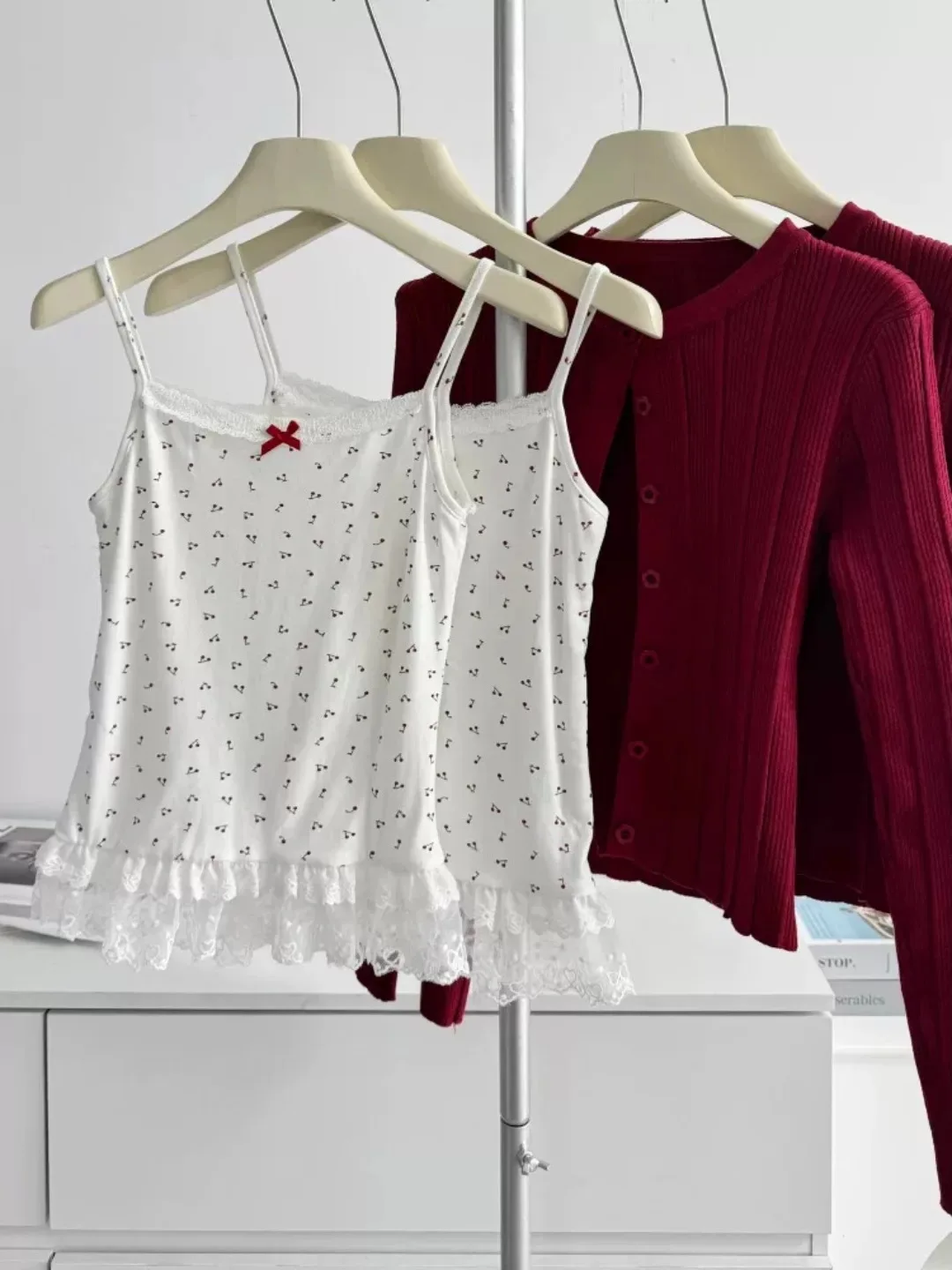 Summer  Knot Lace Trim Camisole Tank Top Women plus Size Sexy Inner Wear Outer Wear Cotton Blend Elastic Fabric