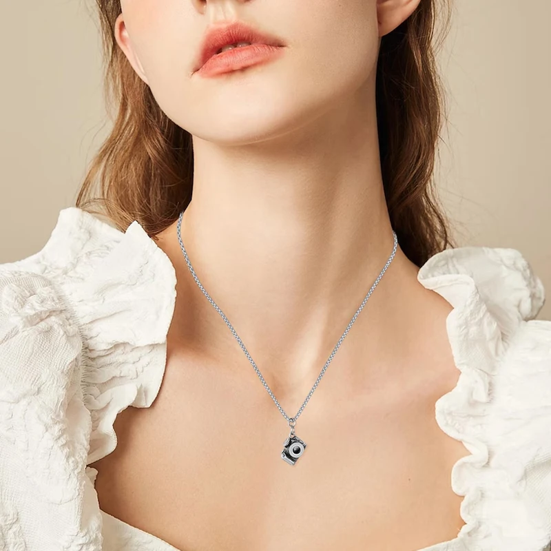 شخصية صورة كاميرا الإسقاط قلادة مخصصة الإسقاط قلادة مع صورة داخل الهدايا للنساء الرجال زوجة الزوج