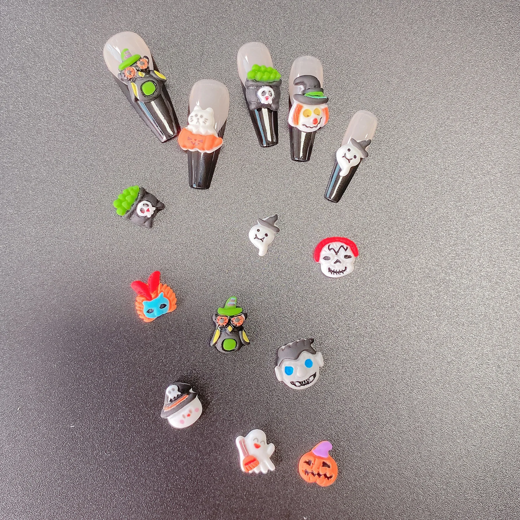 10pcs/lot New Funny and Scary Halloween Imp Nail Accessories Funny Ghost Pumpkin Nail Resin Accessories