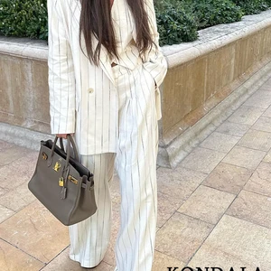 Bir takım elbise retro tarzı no. 1'deki en iyi 5 satış