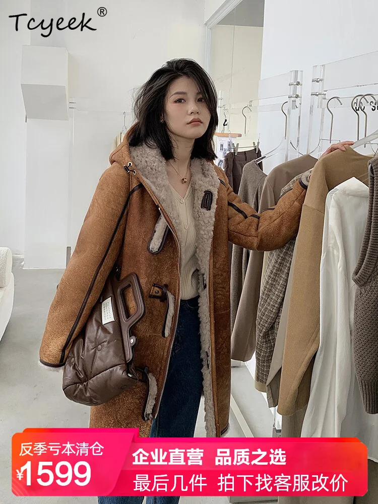 Tcyeek Prawdziwa Wełna Jesień Zima Elegancki Modny Płaszcz z Kapturem Brązowy Średniej Długości Damski Wełniany Płaszcz z Kożucha Futro Fourrures Femme