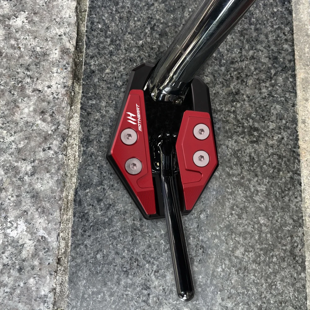 Kickstand Reach -Enhancing Support Pad For YZF-R3 MT-03 YZF-R25 MT-25 Niken 850 Niken 850GT Ground protection  Accessories