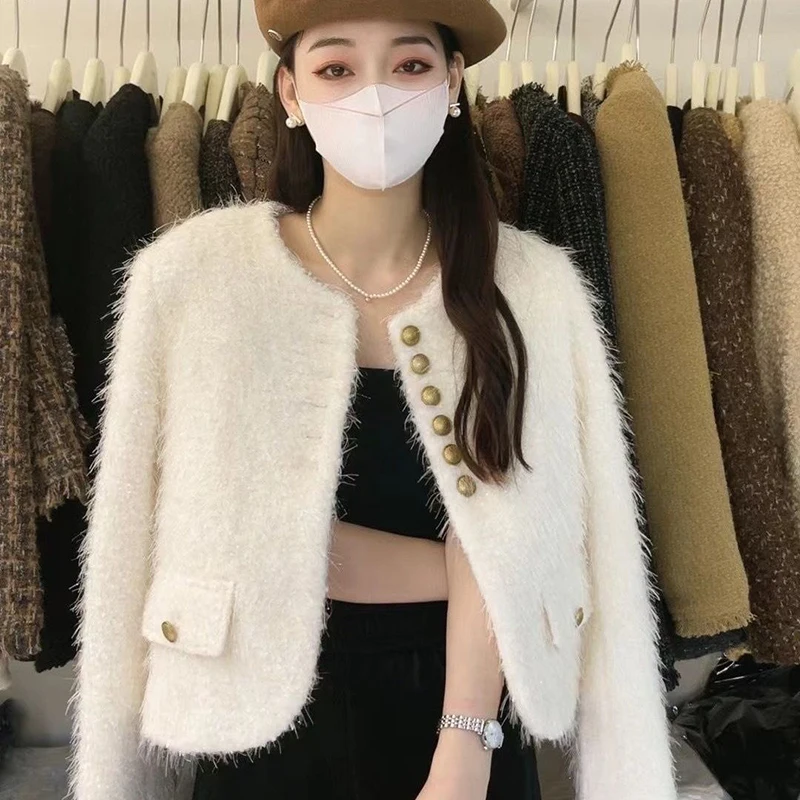 

Короткое пальто для женщин, зимняя мода, облегающий однобортный топ с круглым вырезом, темпераментный модный белый волосатый маленький топ