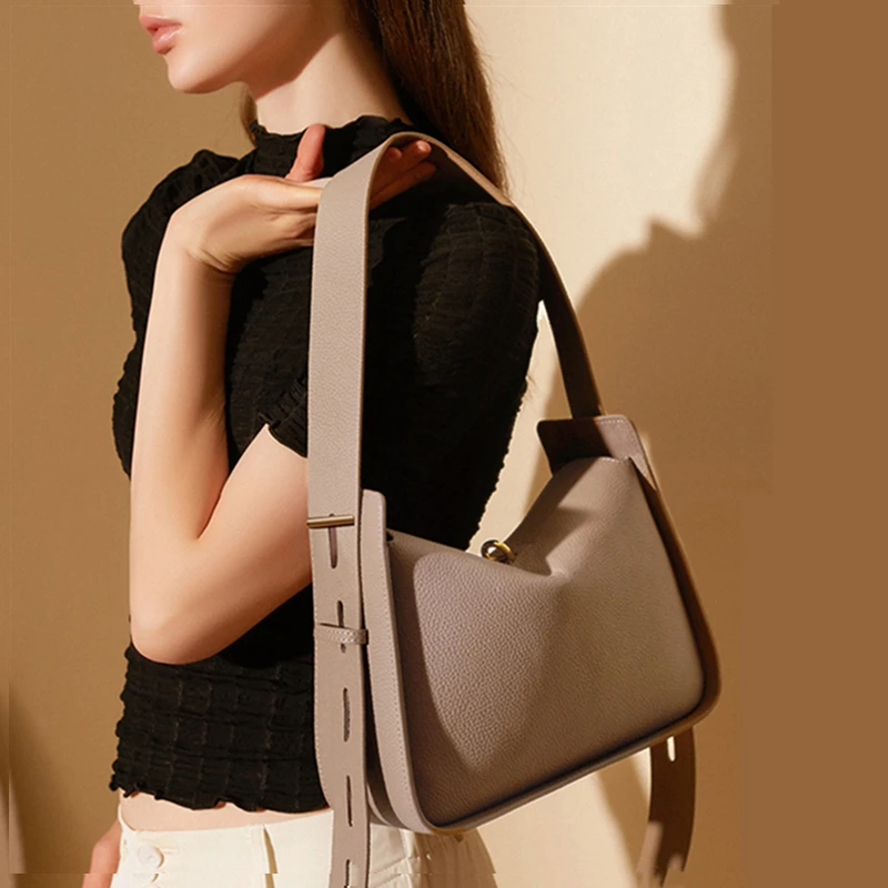 

Toptrends Cow Genuine Leather Underarm Shoulder Bags For Women 2025 Luxury Designer Crossbody Purses Half Moon Ladies Handbags