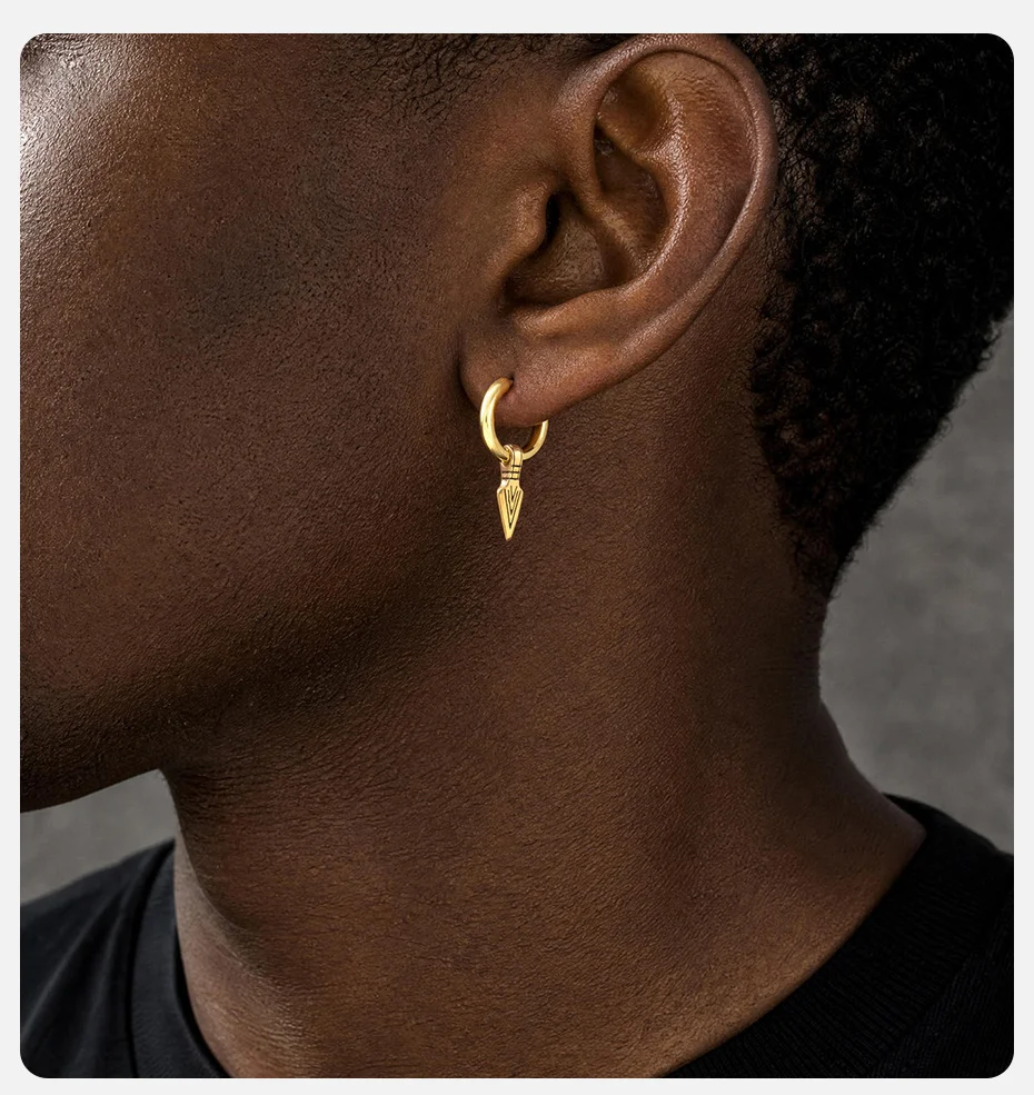 Vnox Edelstahl-Creolen, Speerspitzen-Ohrringe im Punk-Gothic-Stil für durchstochene Ohren bei Männern, Schmuck in Schwarz, Gold und Silber. – Detail 2