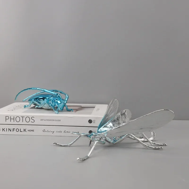 Creative Metal Handicraft Artificial Animal Sculpture Silvery Insect Dragonfly Unicorn Beetle Figurines Home Decoration Accessor