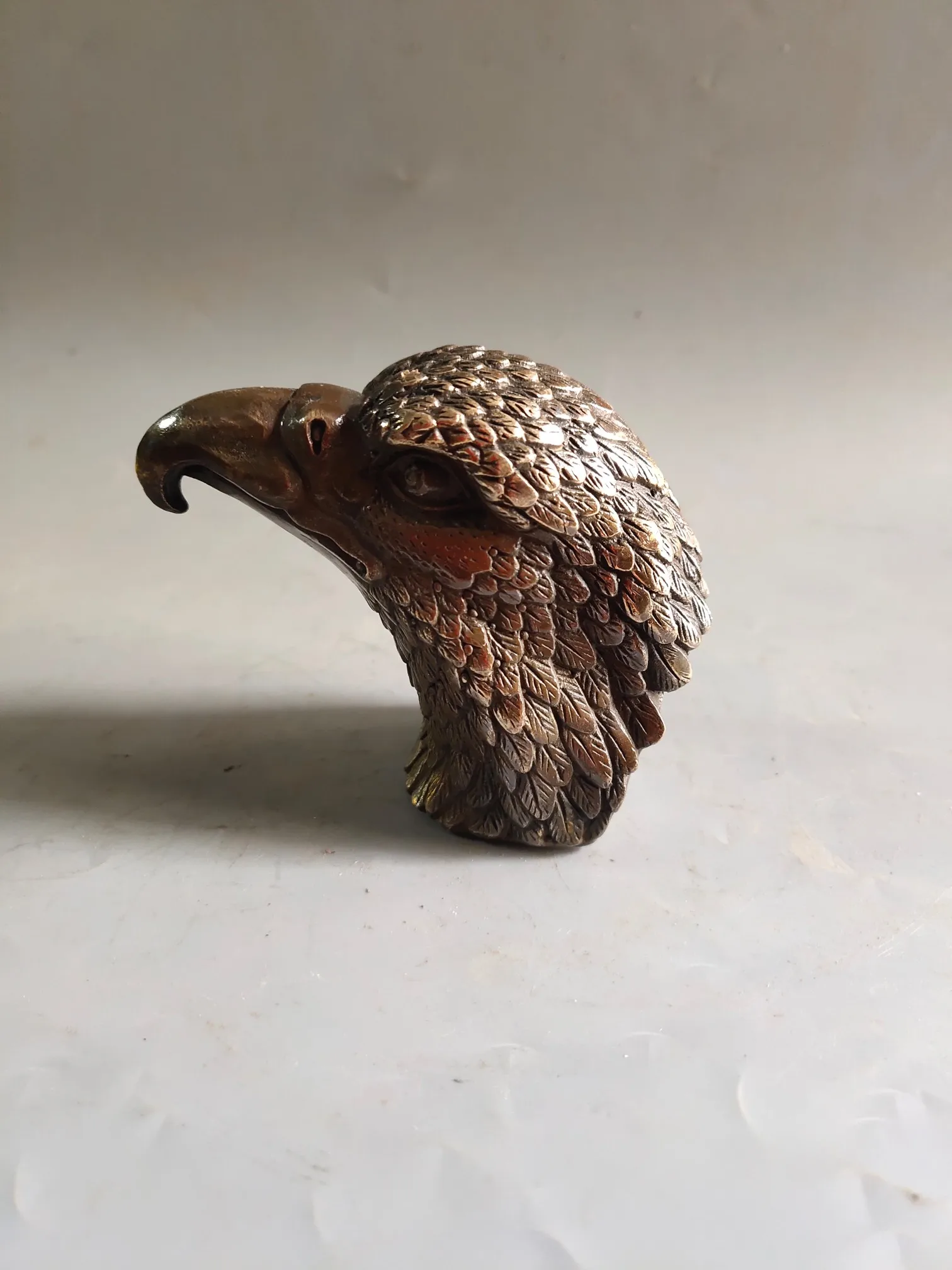 

Винтажное латунное резное украшение в виде головы орла, большой дисплей, подарок на открытие офисного магазина