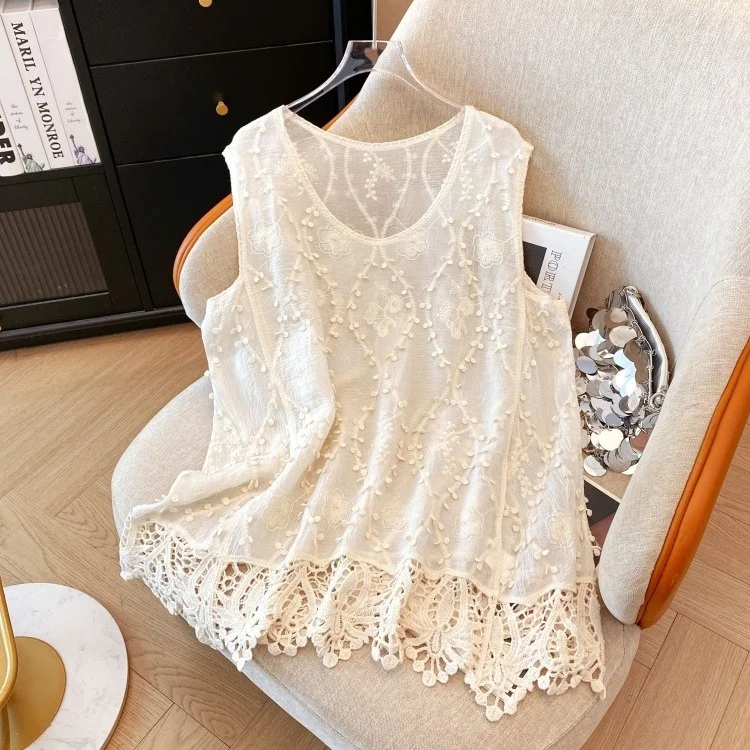 Women's round Neck Embroidered Lace Hollow out Vest Loose Sleeveless Top Design Sensation Floral Pattern A-Line Narrow Strap ...