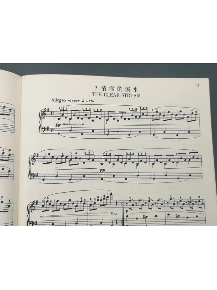 Book-Winshare Burgmüller 25 Progressive Piano Studies Op 100 With Audio