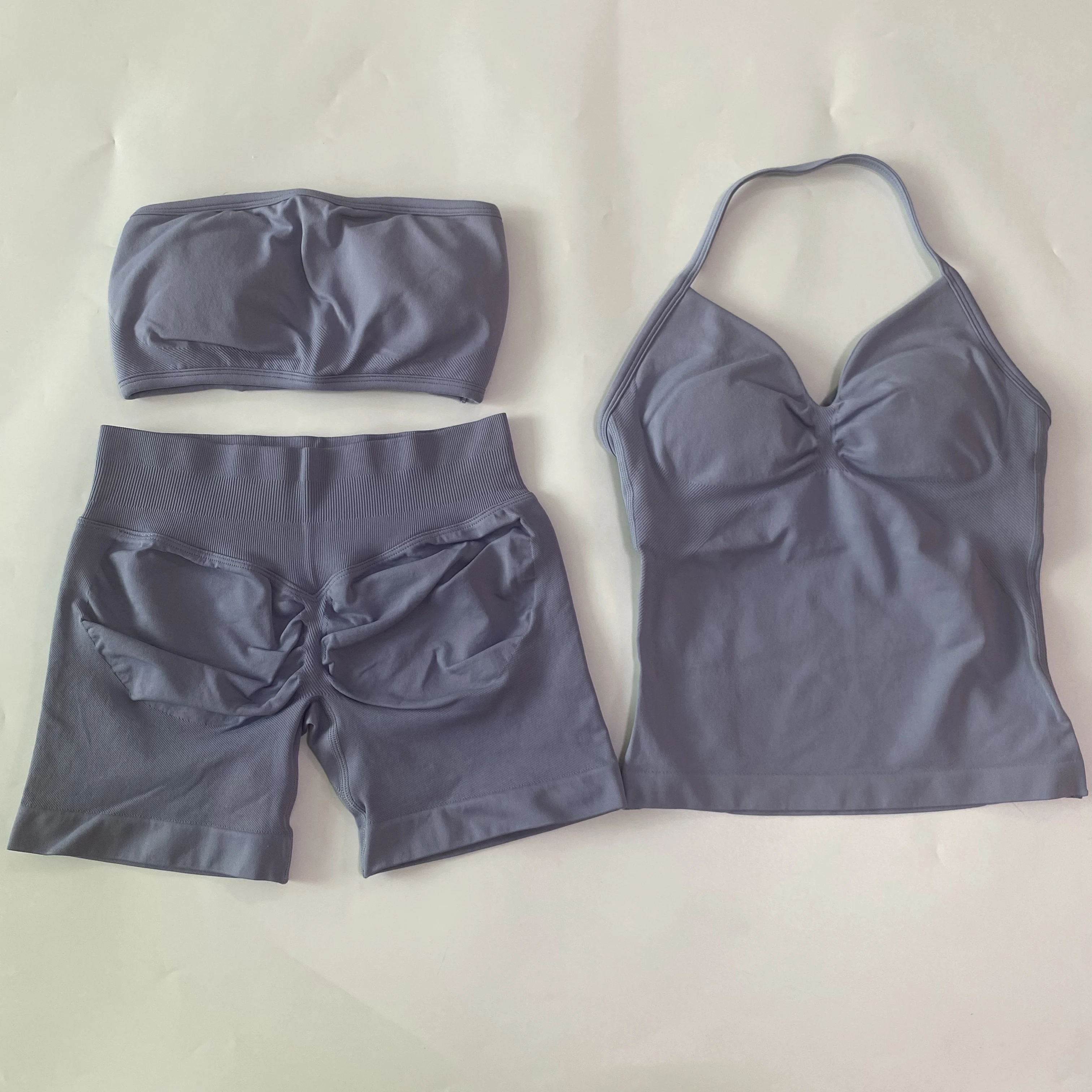 3-teiliges Yoga-Set für Damen, rückenfreier Bandeau-Sport-BH + langes Top mit Trägern + Scrunch-Shorts, Sportbekleidung, Outfit-Sets, Gym-Set – Detail 24