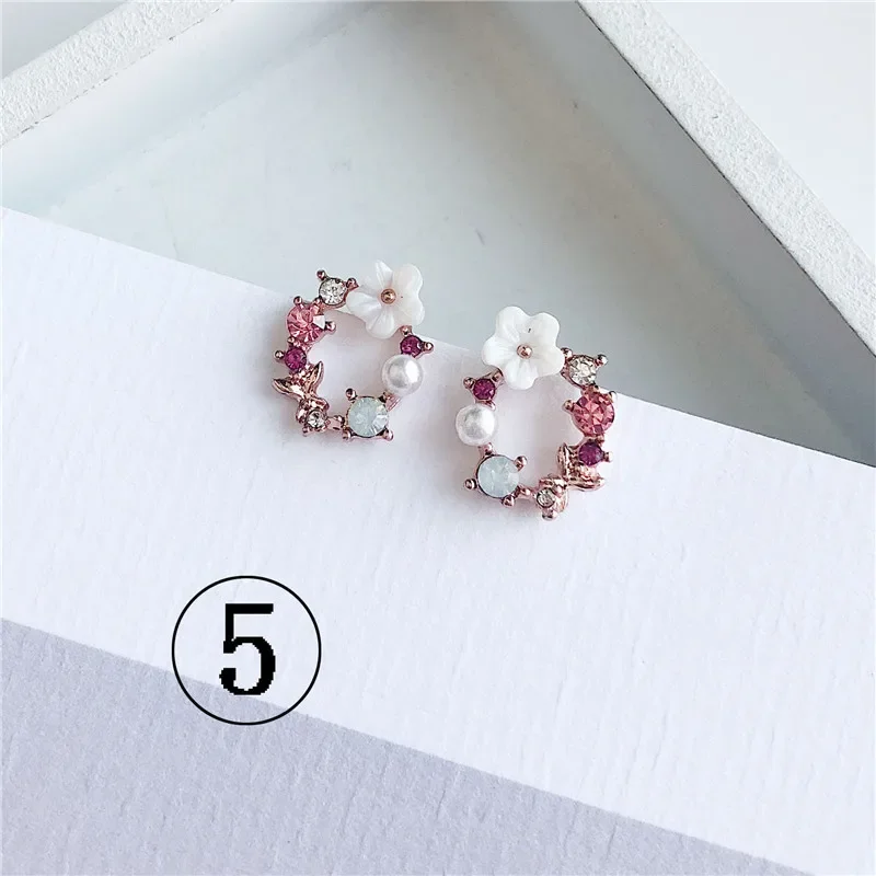 New fashion brand jewelry design Small and exquisite earring color flower earrings female simple temperament earrings for women