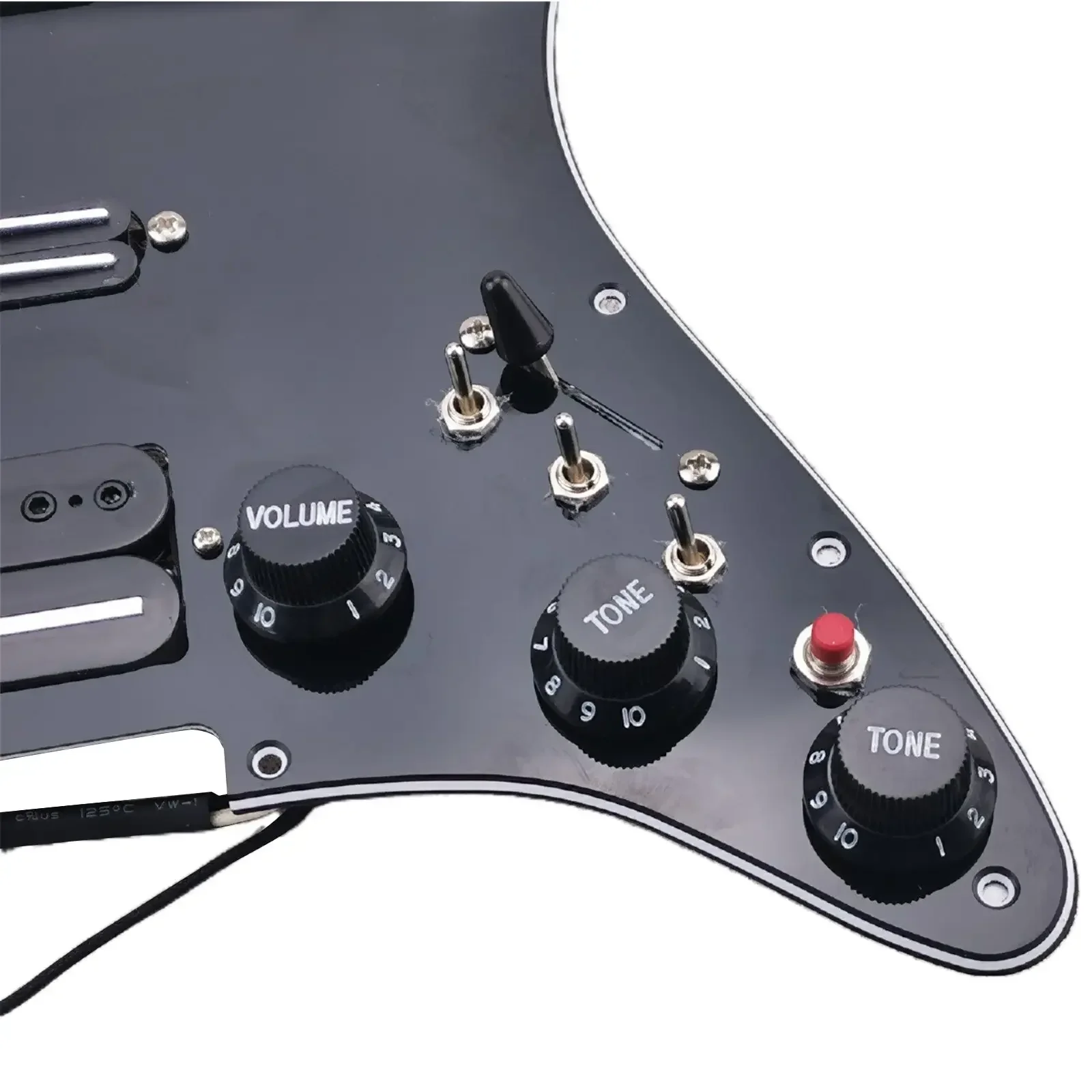 لاقط الجيتار الأسود سلكي مسبقًا Pickguard الأسلاك الغيتار ألنيكو الخامس هامبوكر بيك اب مجموعة ميزات قطع واحدة 18 نغمة مختلفة