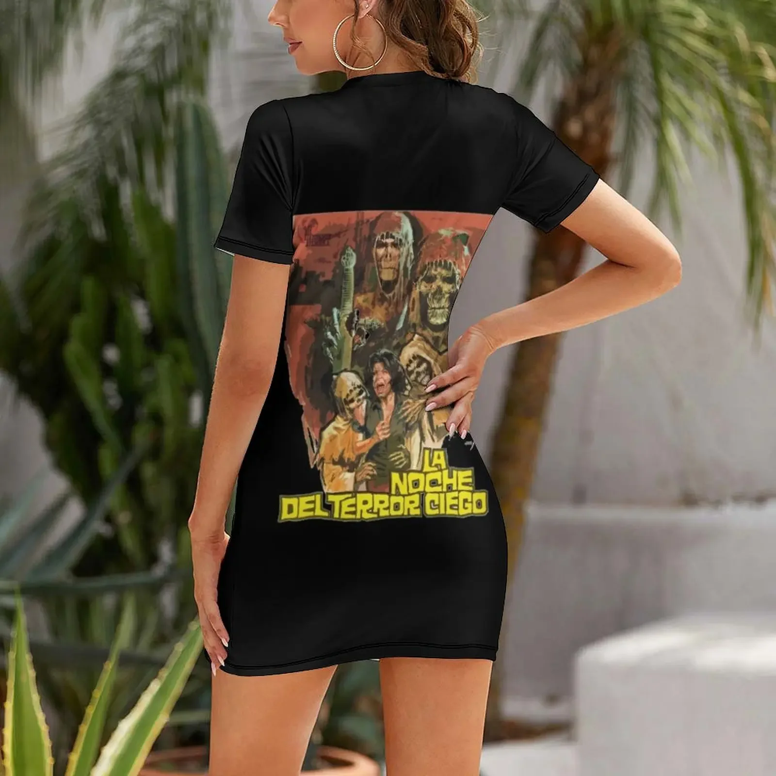 ชุดเดรสแขนสั้นหรูหราสำหรับงานปาร์ตี้กลางคืน งานพรอม งานแต่งงาน  ชุดราตรีสำหรับแขก