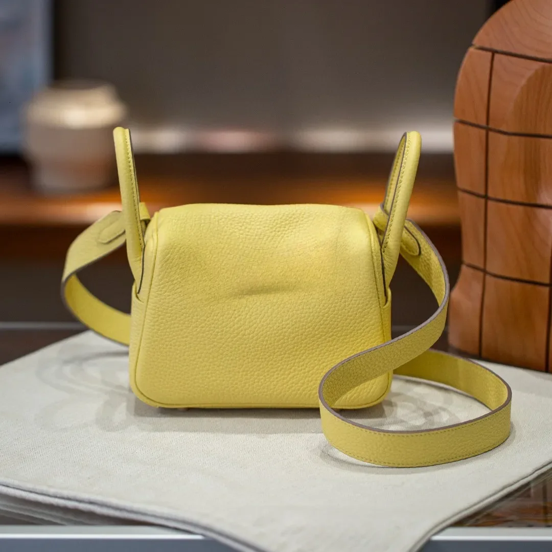 Cowhide Mini Handbags Single Shoulder Crossbody for Everyday Use Lightweight Leather Designer Bags 4345018